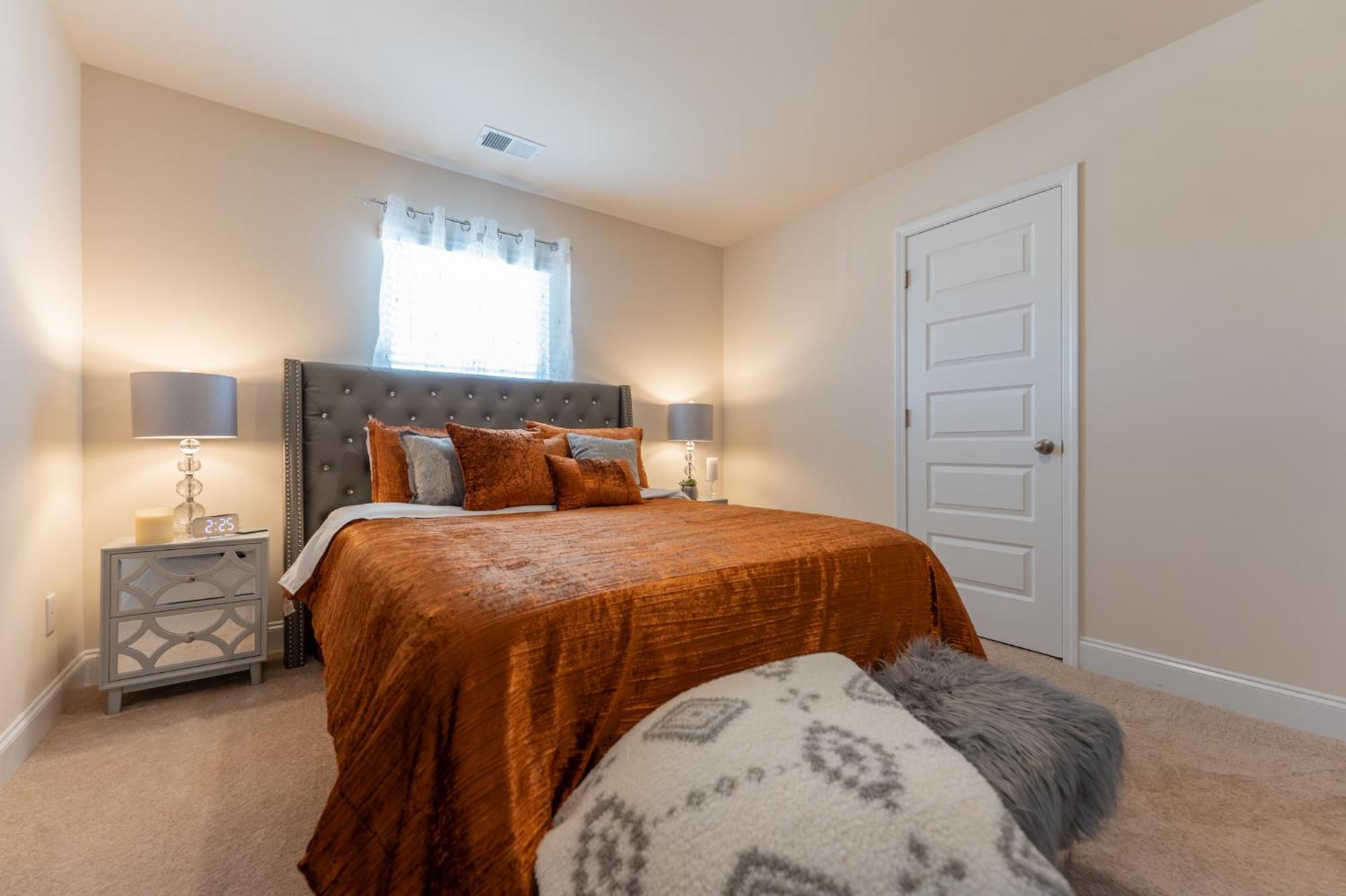 Luxury Bedroom With Private Bath * Hampton